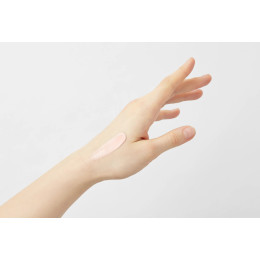 База с сиянием Valentino V-Lighter Dual-Use Liquid Light Face Base&Top Coat