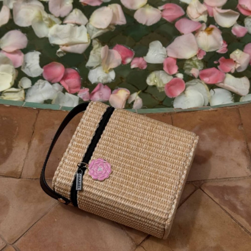 Лимитированная косметичка Chanel Beauty