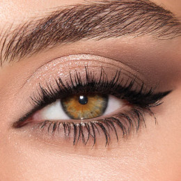 Палетка теней Charlotte Tilbury Beautifying Eye Trends - Super Neutral