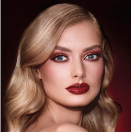 Румяна Charlotte Tilbury Cheek To Chic - Love Is The Drug, 8 г