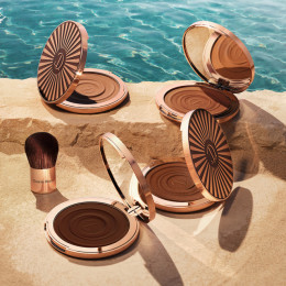 Кремовый бронзер Charlotte Tilbury Beautiful Skin Sun-Kissed Glow Bronzer - Medium