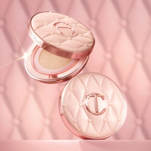 Кушон Charlotte Tilbury Pillow Talk Beautifying Cushion Foundation №02