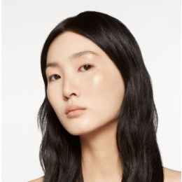 Хайлайтер Gucci Glow Highliter №03 - Warm Gold