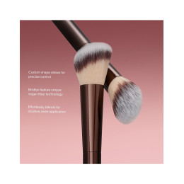 Кисть для румян Hourglass Blush Brush №15