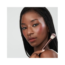 Кисть для румян Hourglass Blush Brush №15