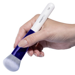 Кисть плоская для тона и румян (в форме лапки) K106* Manly Pro