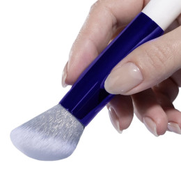 Кисть плоская для тона и румян (в форме лапки) K106* Manly Pro