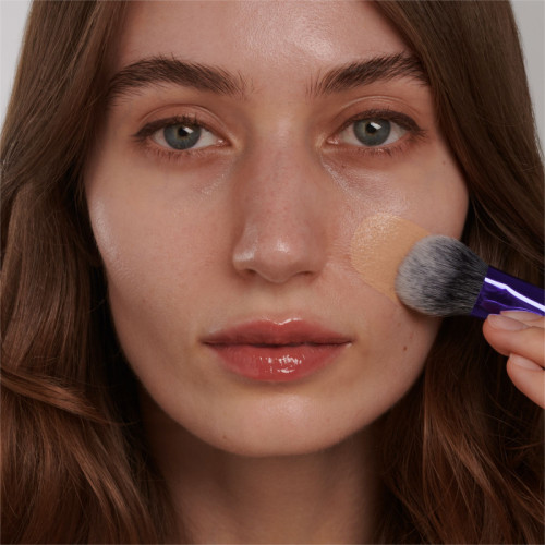 Легкая матирующая тональная основа Excellent Skin ES3, Manly Pro