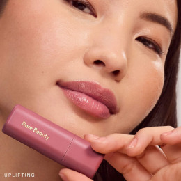 Оттеночный бальзам для губ Rare Beauty Find Comfort Lip Butter - Uplifting