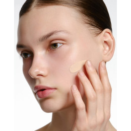 Легкая тональная основа Skin Impression Foundation №201, SHIK