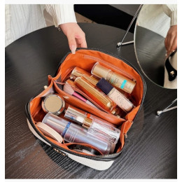 Косметичка в стиле Miu Miu - Черная